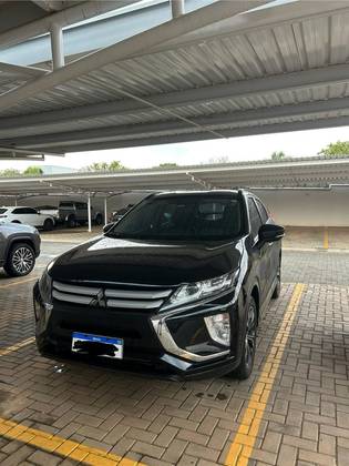 MITSUBISHI ECLIPSE CROSS 1.5 MIVEC TURBO GASOLINA GLS CVT MITSUBISHI ECLIPSE CROSS 1.5 MIVEC TURBO GASOLINA GLS CVT